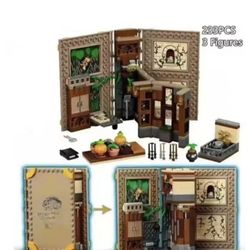 Magic School Classroom Building Blocks Set – New No Box – Complete