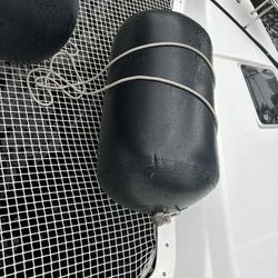 Inflatable Fenders 40” X 18” 