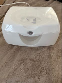 Wipe warmer