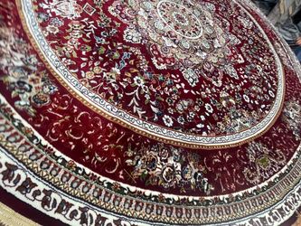 Round Persian-Style Floral Area Rug