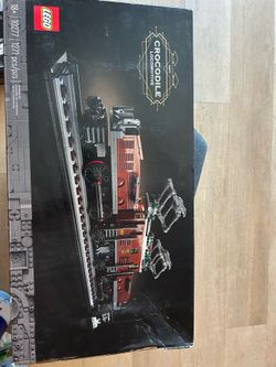 Lego Crocodile Locomotive 10277