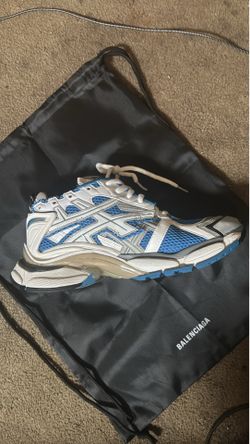 Balenciaga runners