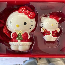 Hello Kitty Christmas Mug Set