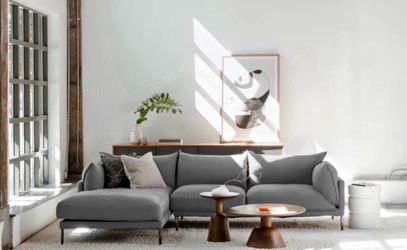Moe’s Home Jamara Sectional