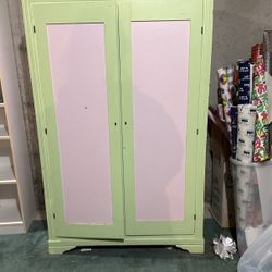 Wardrobe Cabinet