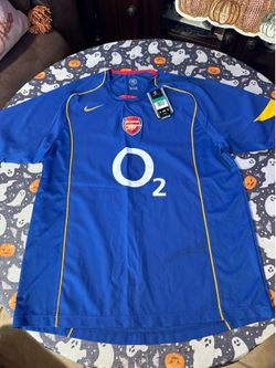 Nine arsenal away jersey size XL