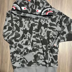 1:1 Black Bape Zip Up Size Medium 