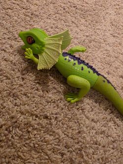 Robo alive lizars