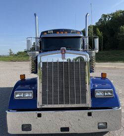 2023 Kenworth Semi Truck Blue Chrome