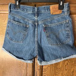 Levi’s Button Up Jean Shorts 