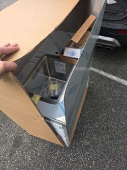 NEW IN BOX QualServ Enclosed Freestanding Stainless Steel Commercial Hand / Rinse Sink Station