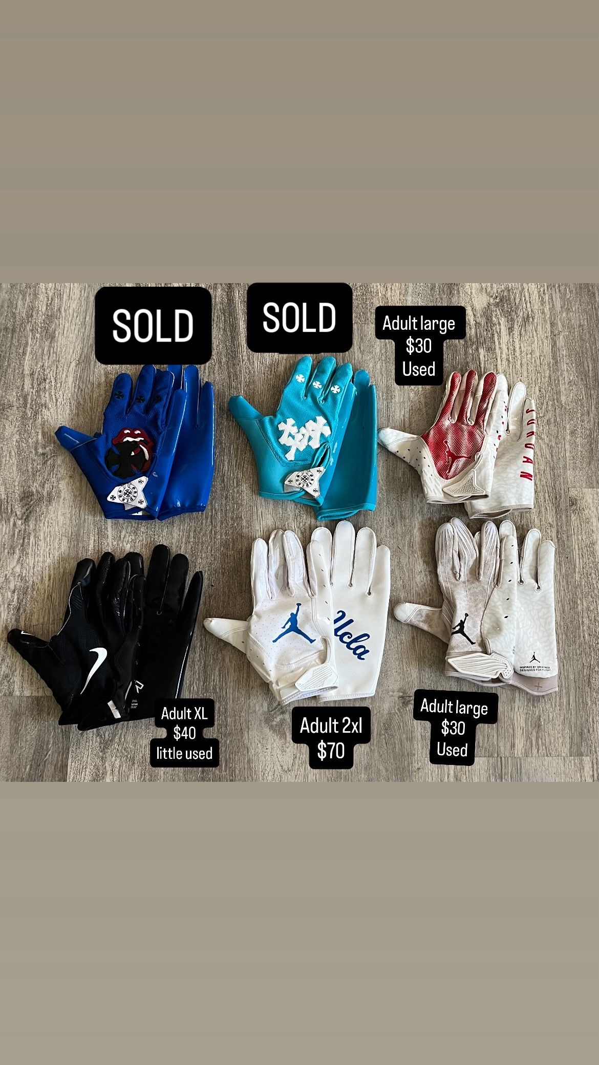 Football gloves