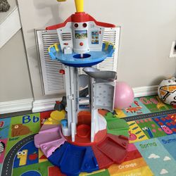 Paw patrol lookout tower play set with slide car ramp & race track