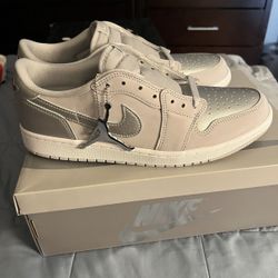 Retro 1 Low Size 12 Brand New