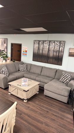Gray Fabric Sectional Sofa with Chaise