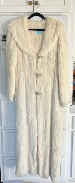 VINTAGE Marciano by Guess Cream Fur Coat