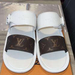 LOUIS VUITTON Monogram Sunbath Flat Mule Sandals