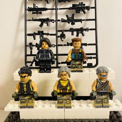 Mercenary Soldiers Minifigures MOC World Build | New Custom LEGO Compatible Toys