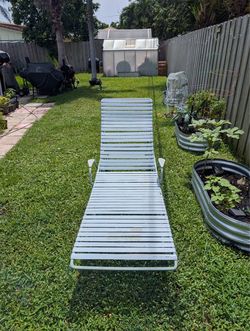 Od Florida aluminum strap lawn furniture