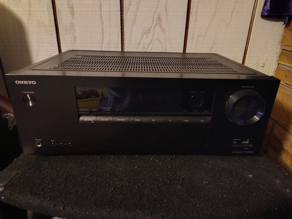Dj Speakers And Receiver 