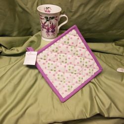 Fuschia Decorated Mug/potholder