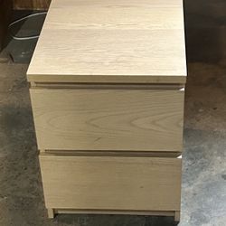 2-Drawer Chest 