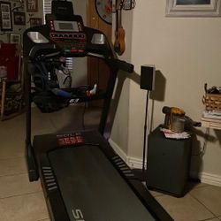 Sole F63 Treadmill $500 OBO