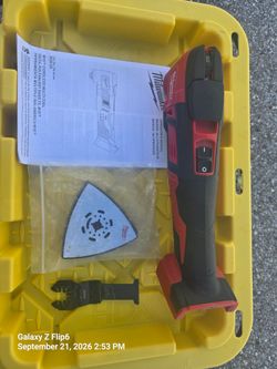 Milwaukee M18 2626-20 multi tool