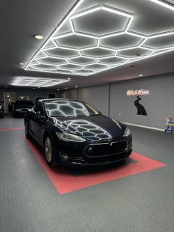2013 TESLA MODEL S no accidents