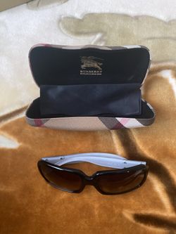 Like new Burberry women’s sunglasses