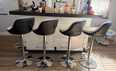 Modern White and Dark Wood Home Bar with 4 Stools