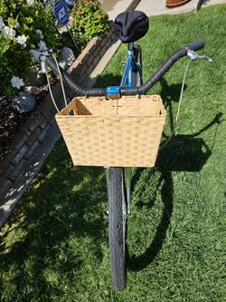 Bike Schwinn Cruiser W/basket