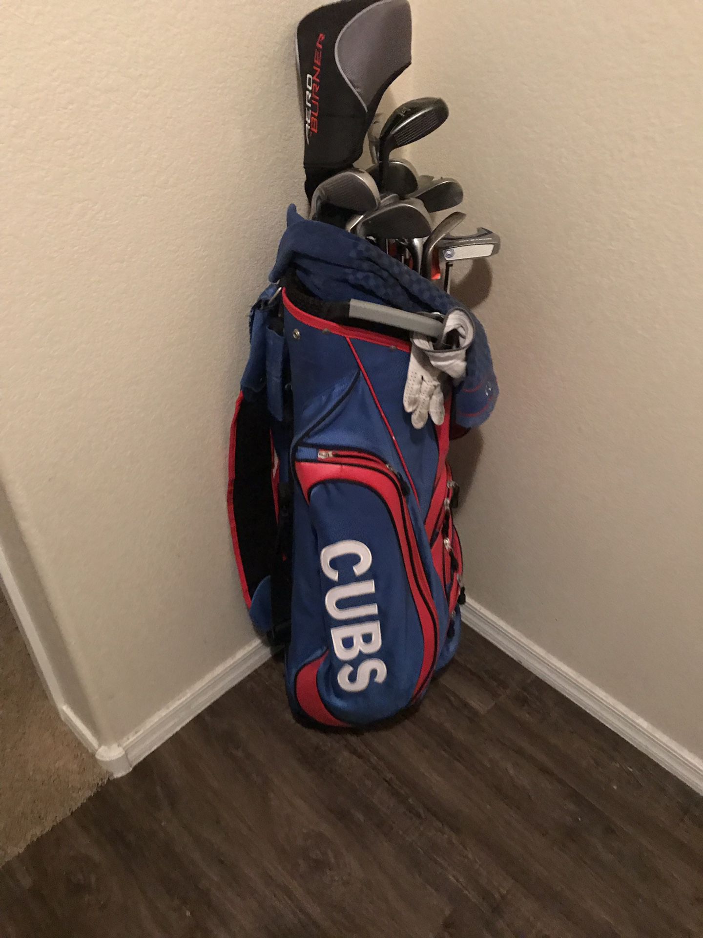 cubs golf gear