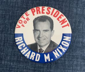Vintage Vote for President Richard M. Nixon Button