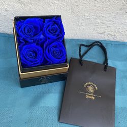 4 Piece Preserved Royal Blue Roses In A Box 