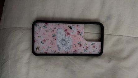 Wildflower pink swan iPhone 16 pro max case
