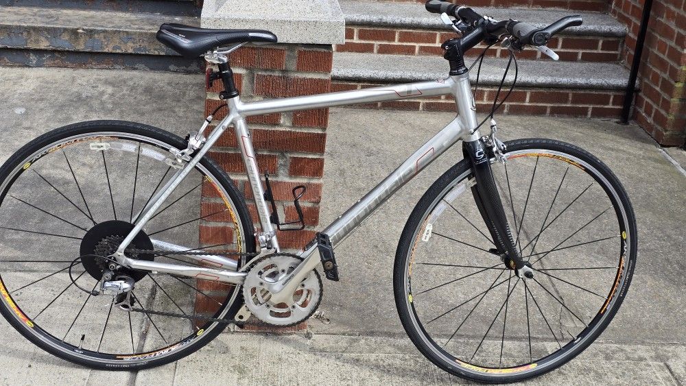 Cannondale 1 Road Warrior Medium Road Bike....
