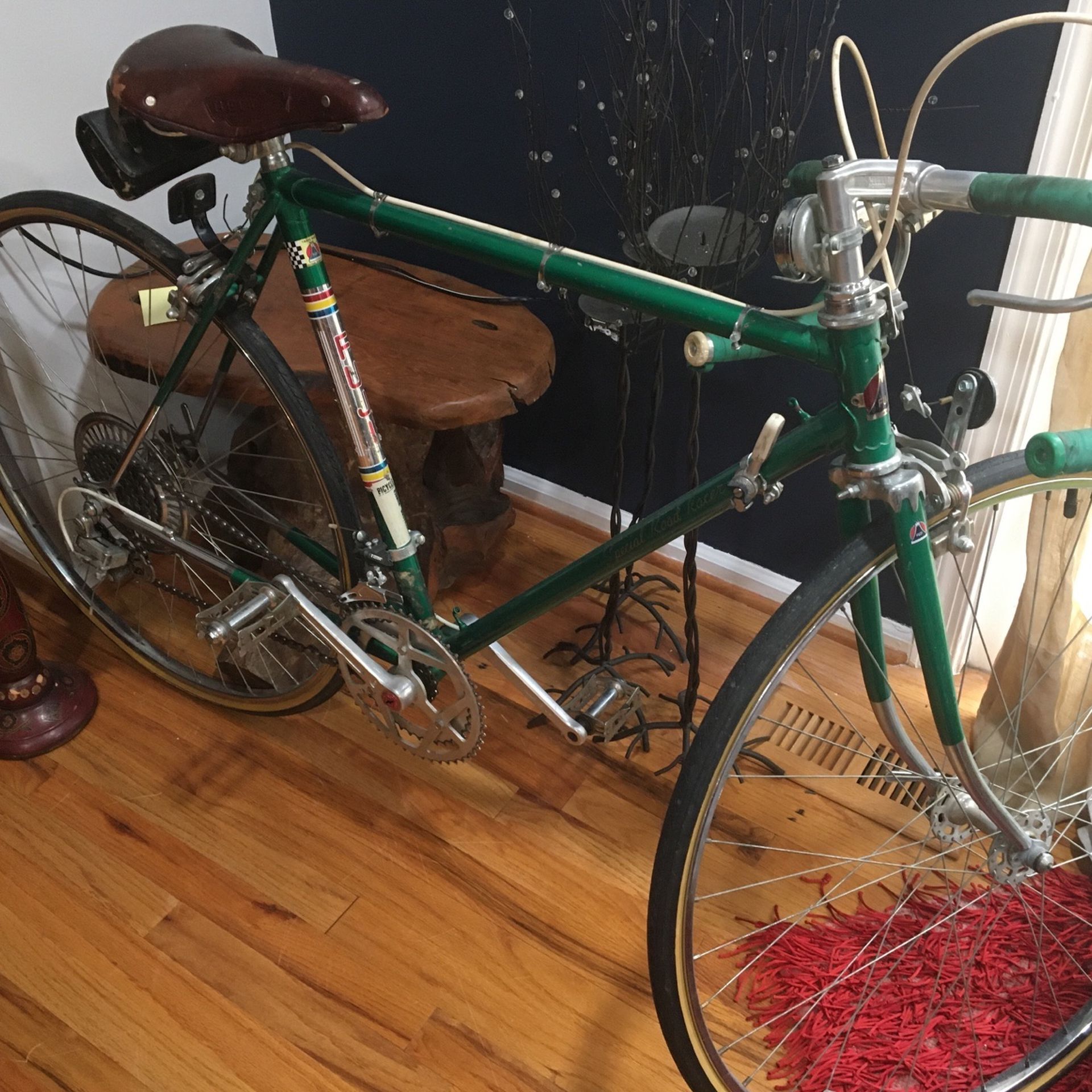 Marked Down Spring Is Here Must Go. Classic Steel Frame ! Original Fuji 53cm Special Road Racer Great Condition, Leather Belt Saddle and Carrying Bag.