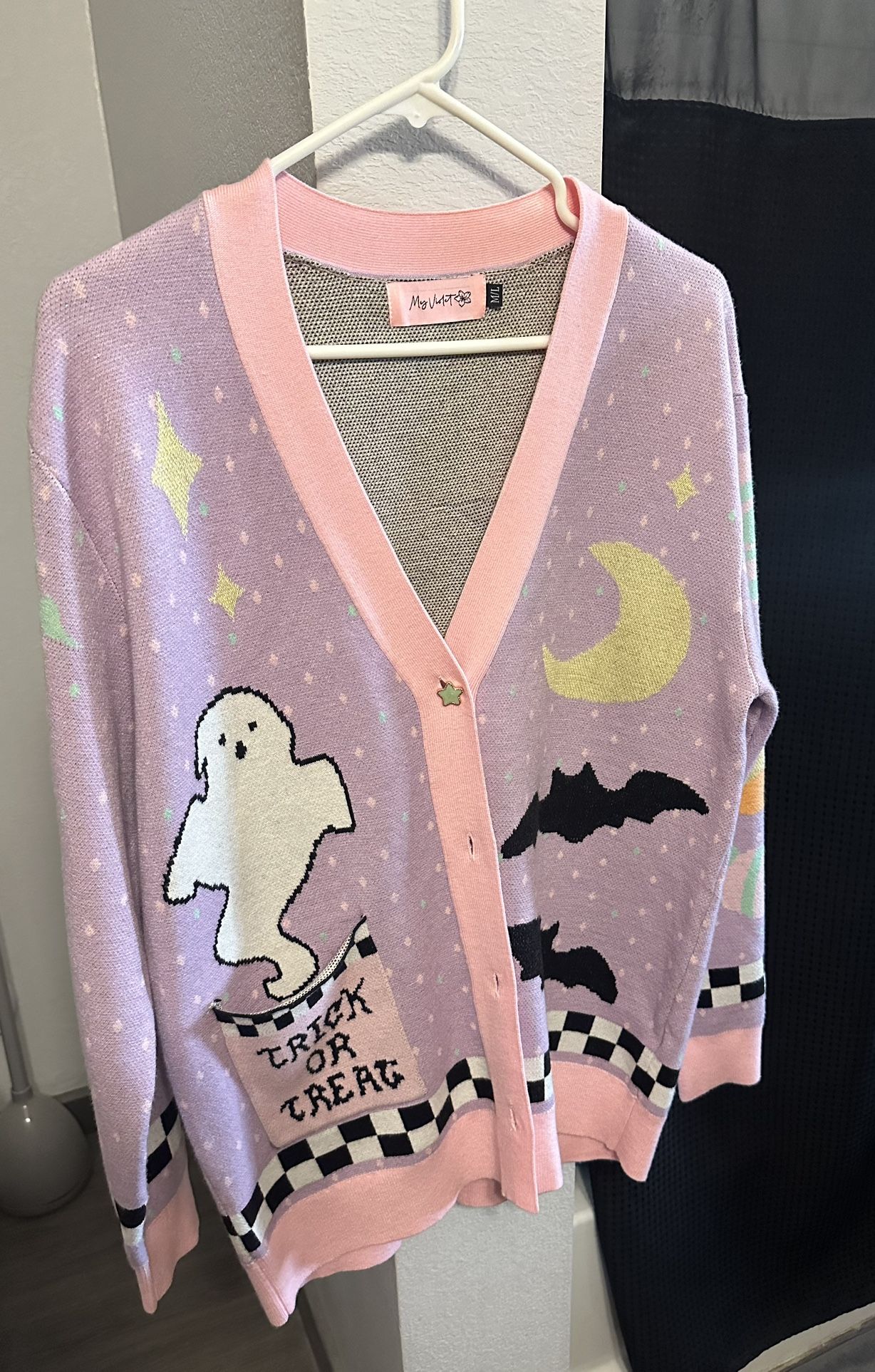 BINX Spooky Sweater