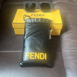 FENDI SUNGLASSES
