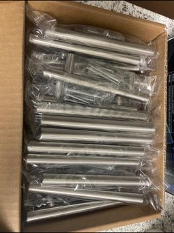 Brand New Kitchen Cabinet Handles for Kitchen & Bathrooms $3 each firm