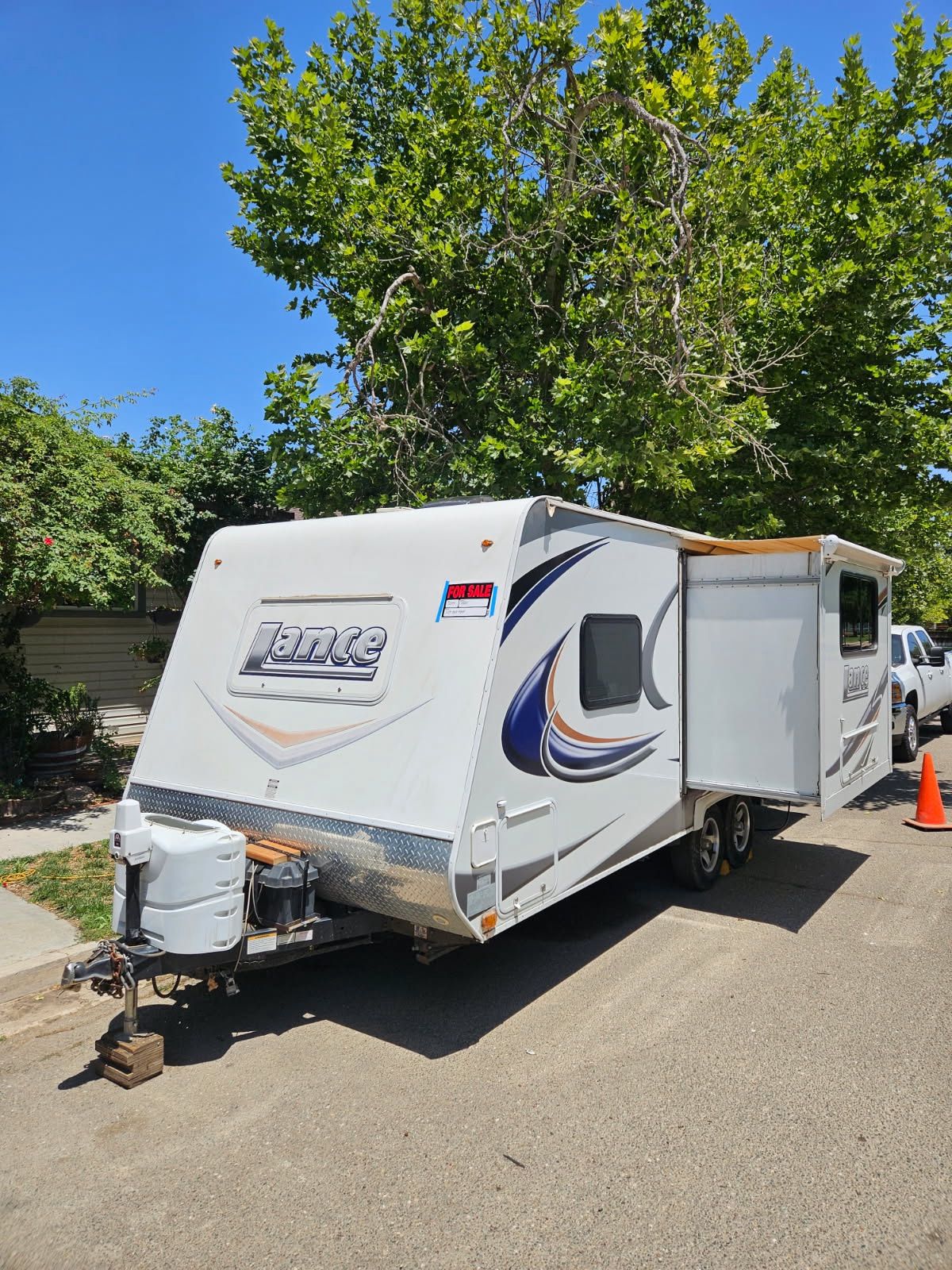 Travel Trailer-2014-Lance-$22,000