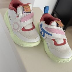 Toddler Nike Shoe