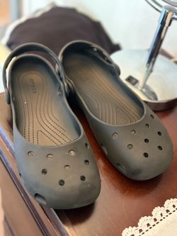 Crocs ballet flats