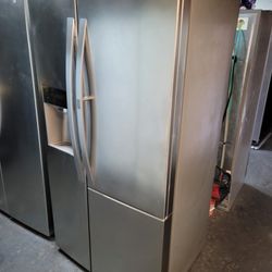Kenmore 36" Wide Grab N Go Large Capacity Stainless Steel Side By Side Refrigerator 
