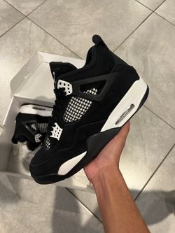 Jordan 4 White Thunder
