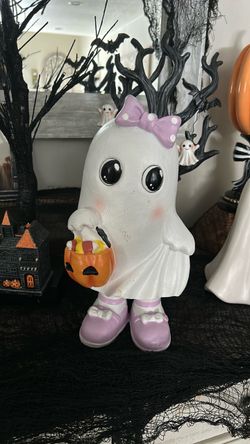 Halloween decor