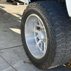 Axe Compression Forged Wheels 22x12” 