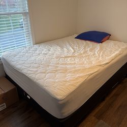 Queen mattress with box spring+new bed frame