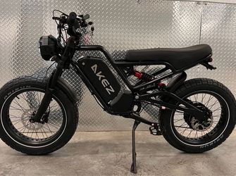 NEW - 52 Volt 1500/2000 Watt Electric E-Bike, 38mph, 5’1-5’10 Rider, Lots of Power